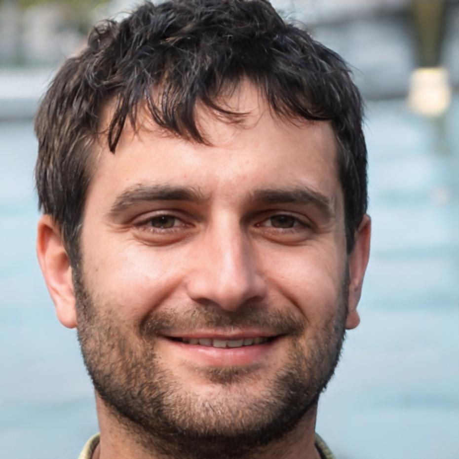Portrait de Marc Dubois, expert en planification financière